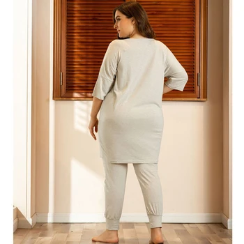 Ir 2021. Plus Pelēks Pieticīgs Sieviešu Liela Izmēra Sieviešu Top&Garās Bikses 2-piece Set Home (sākuma Confortable Pidžamas Nakts Atbilstu Eiropas Drēbes