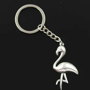 Jauno Modes Vīrieši 30mm Keychain DIY Metāla Turētājs Ķēdes Vintage Celtņa Putnu Flamingo 25x46mm Sudraba Krāsa, Kulons Dāvanu