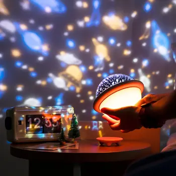 Nakts Gaismas Projektors Zvaigžņu Mēness Debesīs Rotējošo Bateriju Darbināmas Gultas Lampa Bērniem Bērniem Bērnu Guļamistaba Bērnistaba LED rotaļlietas