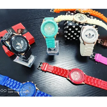 Reloj Mujer Jaunas slavenu zīmolu sieviešu sporta skatīties gadījuma modes silikona kleita pulksteņi sieviešu kvarca rokas pulksteņus Zegarek Damski