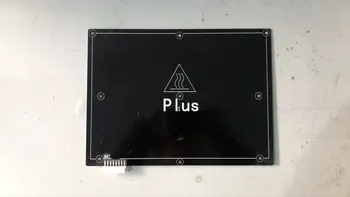 Siltuma gulta QIDI TECH X-Plus ar 3D Printeri: 1gb kit
